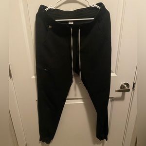 Figs Zamora in Black